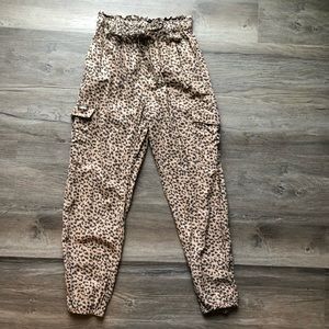 AE paperbag waist cargo joggers